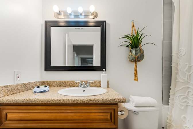RSOproperties's room