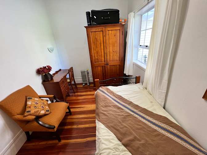 Elmer's room