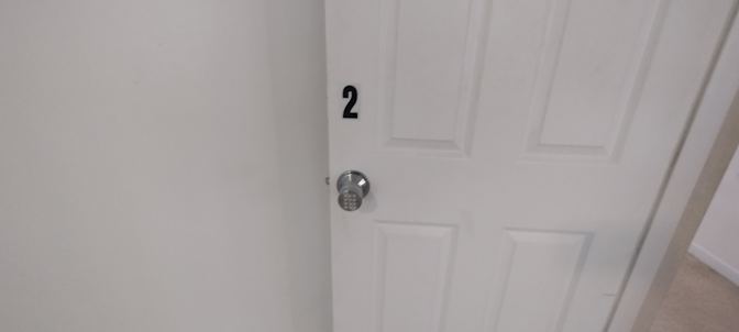 Alcove Rooms's room