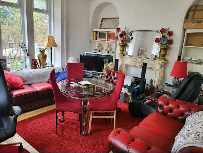 Bernadette's room