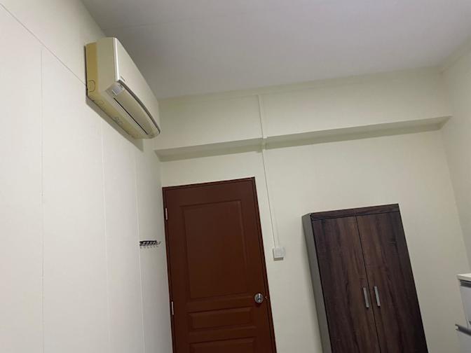 Max Sum's room
