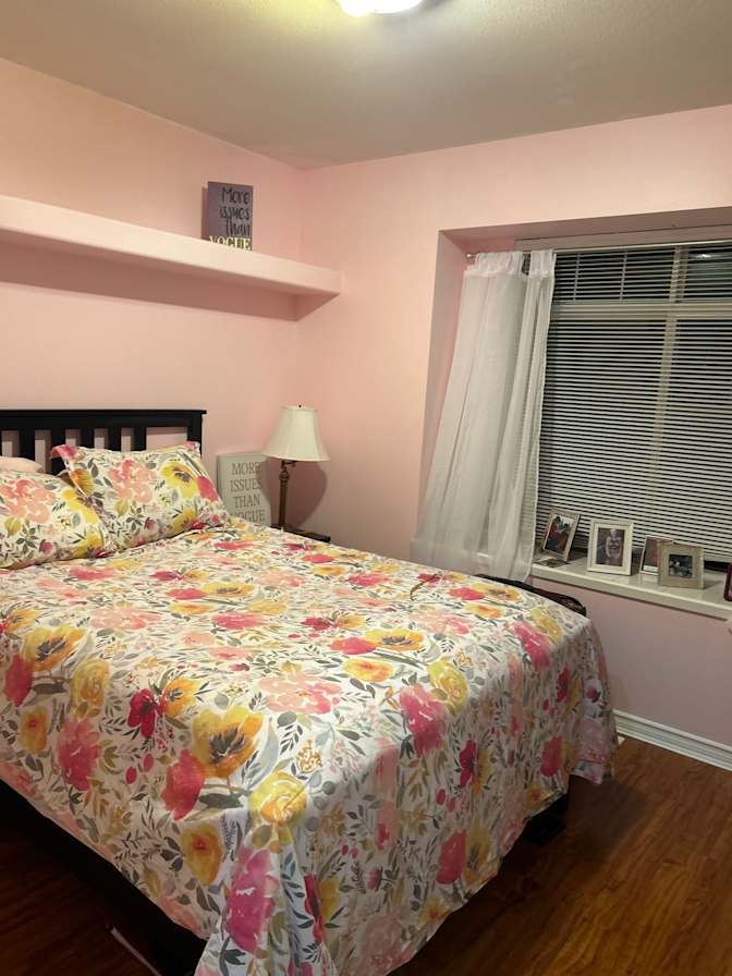 Donna somerville's room