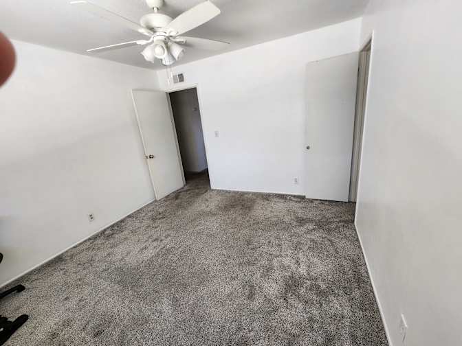 amber s burns's room
