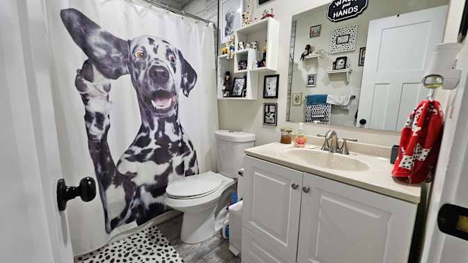 Lacey's room