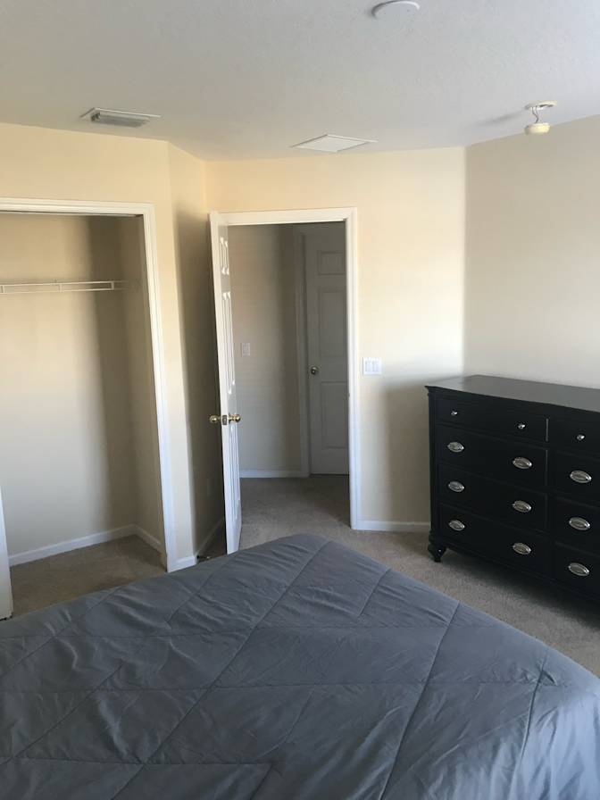 Sergio's room