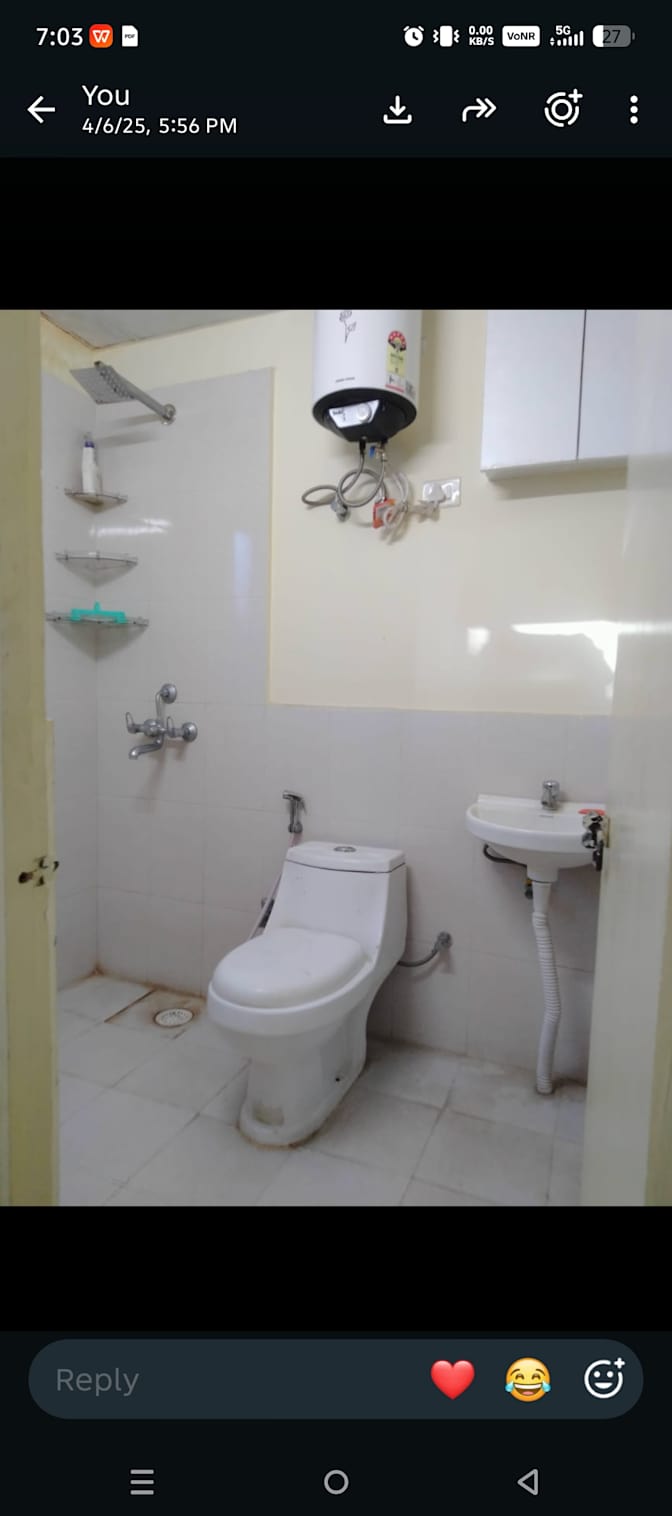 Dr Chandrajeet Sharma's room