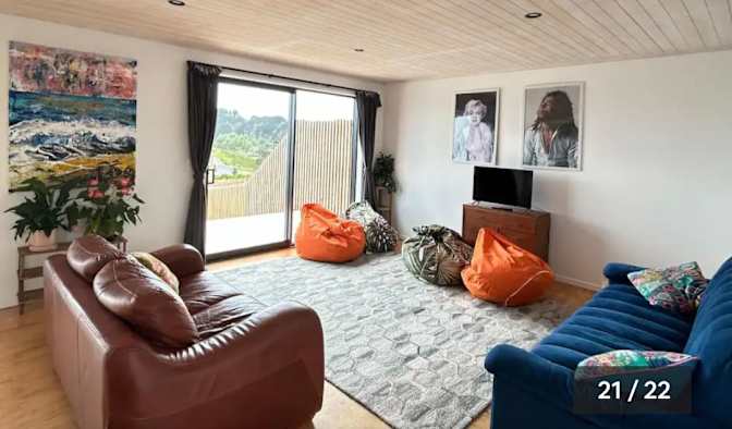Levonne's room