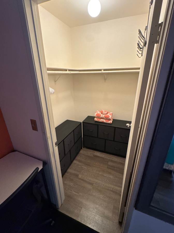 R's room