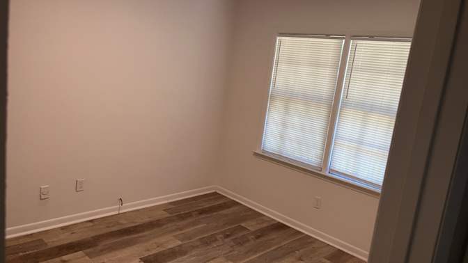 Dee's room