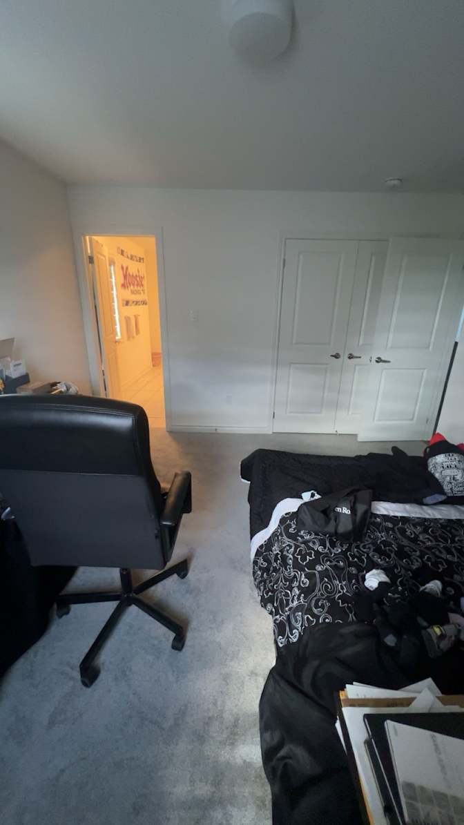 Carlee's room
