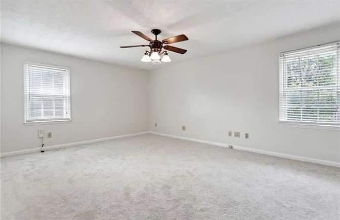 Alcove Rooms's room