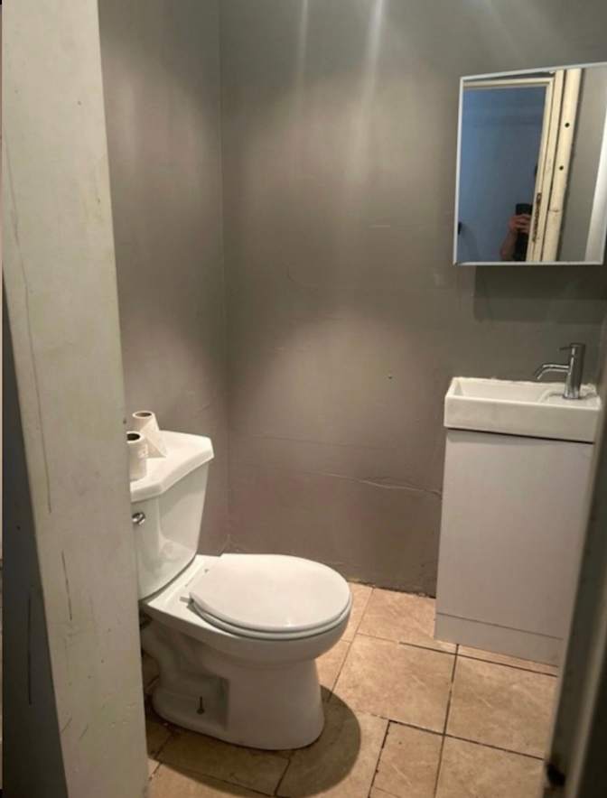 Dora's room