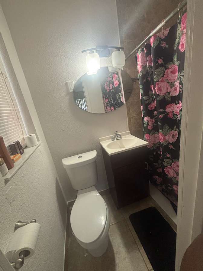 Astride's room