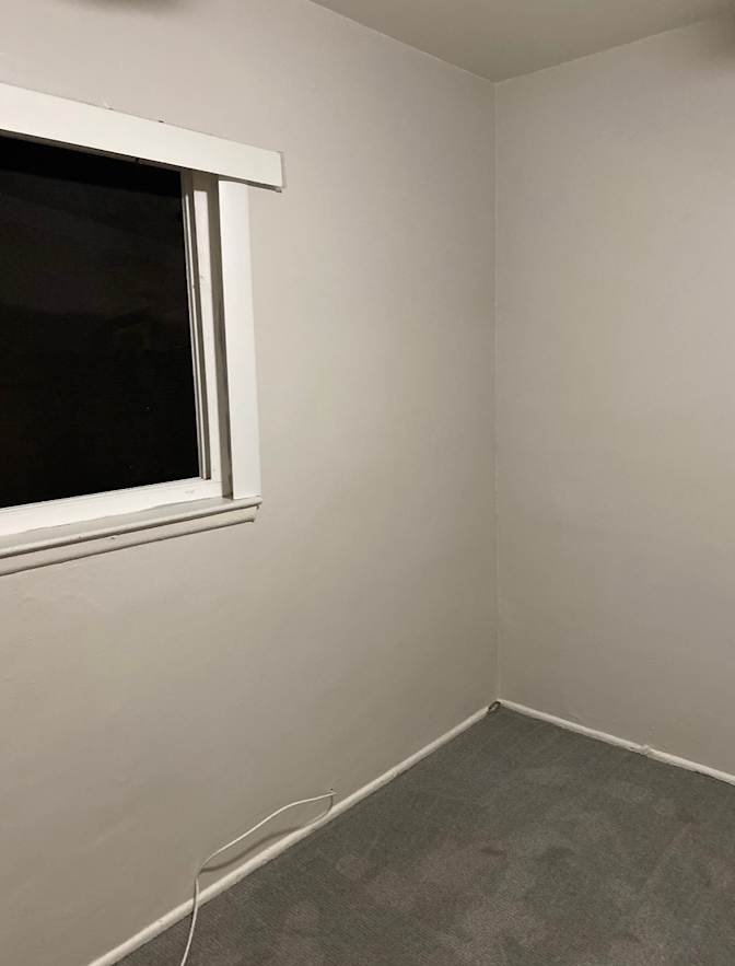 Carlos's room