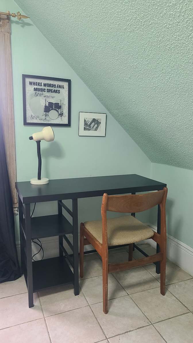 Donna's room