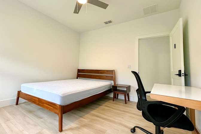 Vicki's room