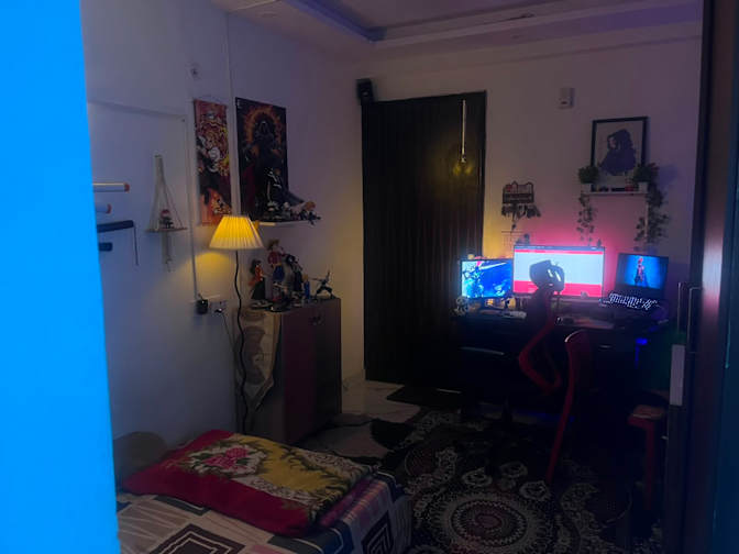 Muneeb Khan's room