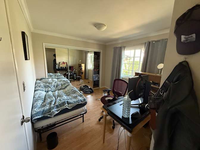 Kam's room