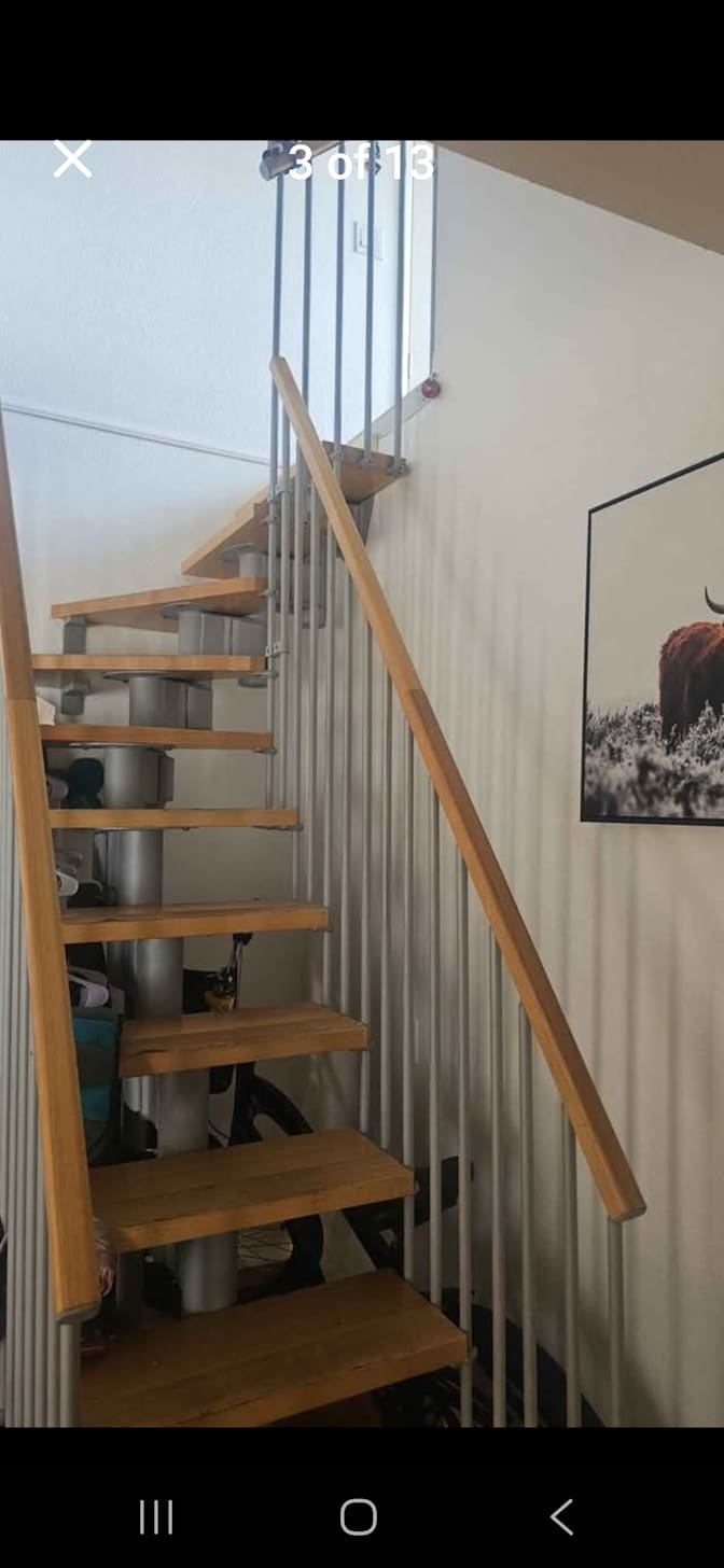Ron's room