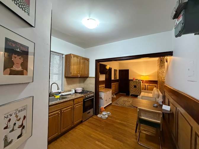 Caroline's room
