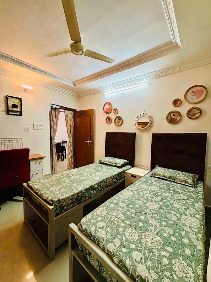 Mē Suites's room