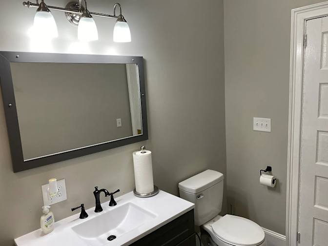 Alcove Rooms's room