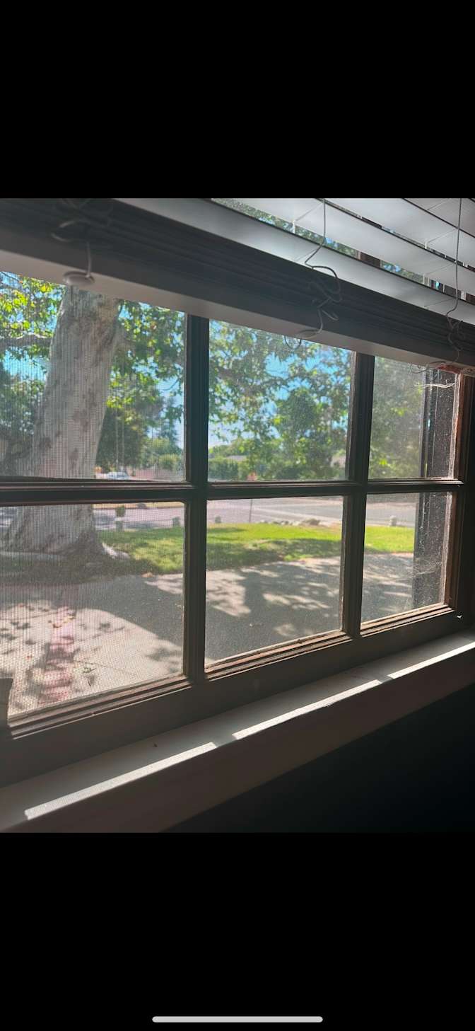 Howard's room