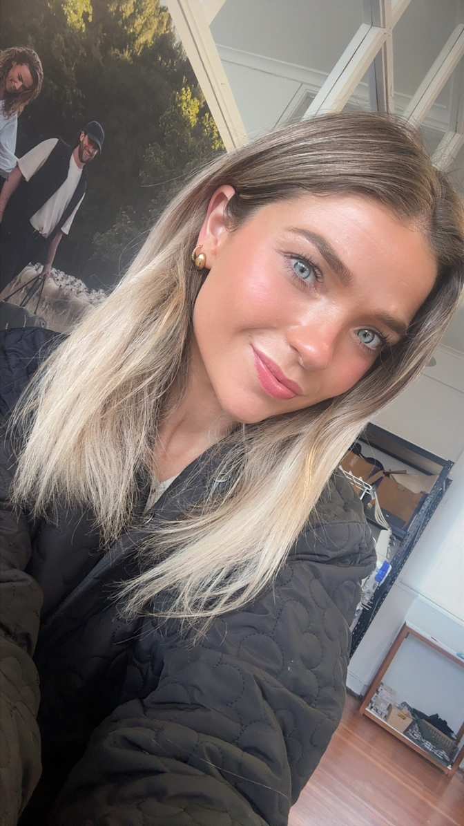 Mia