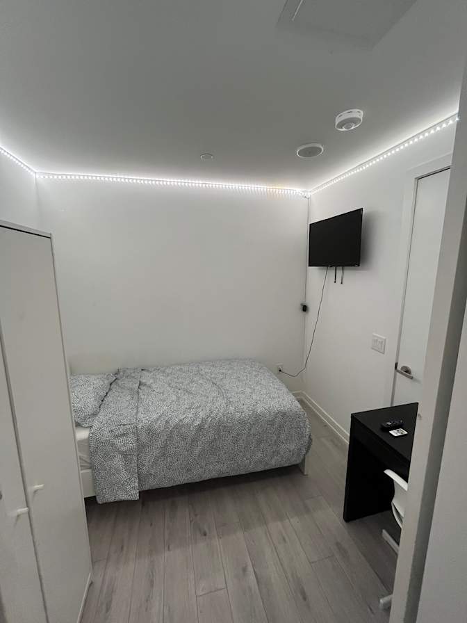 Innova's room