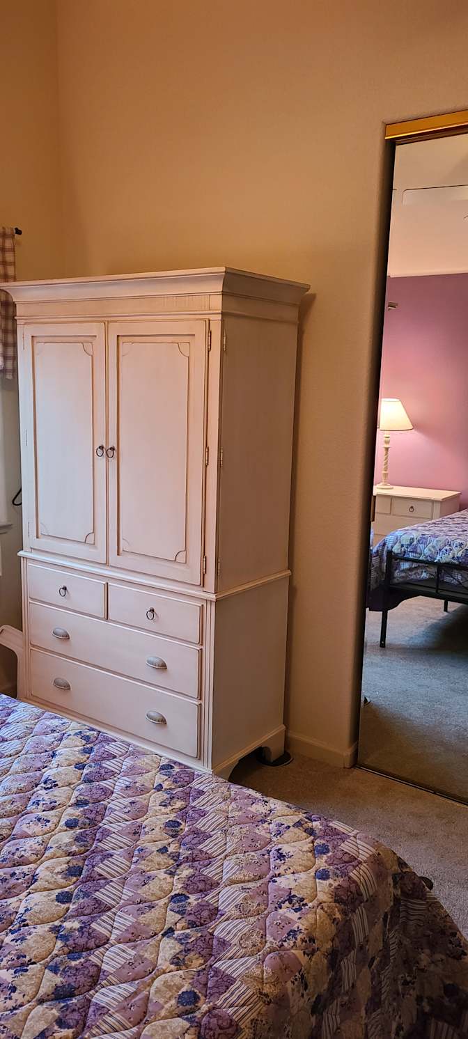 Shonda's room