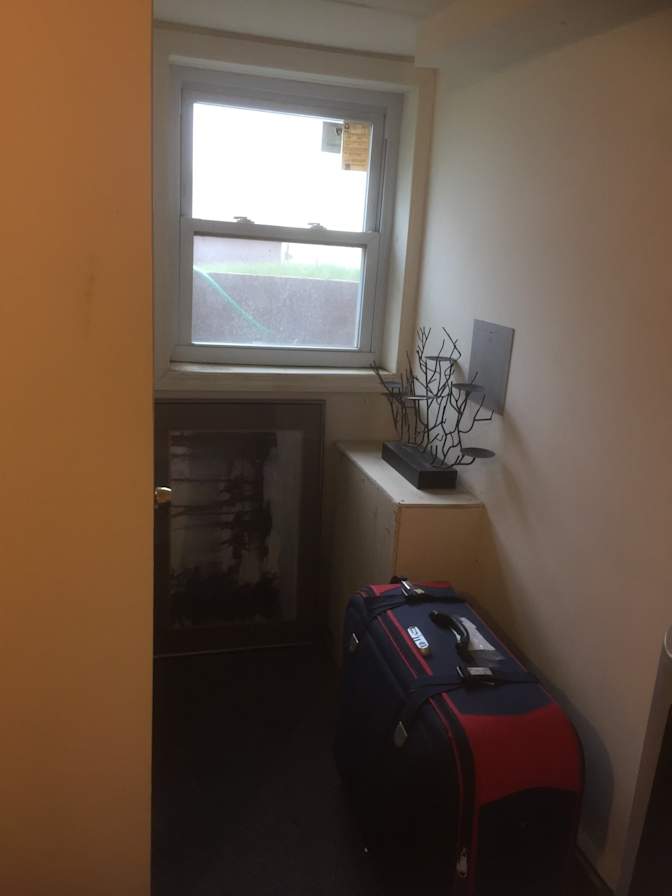 Nik's room