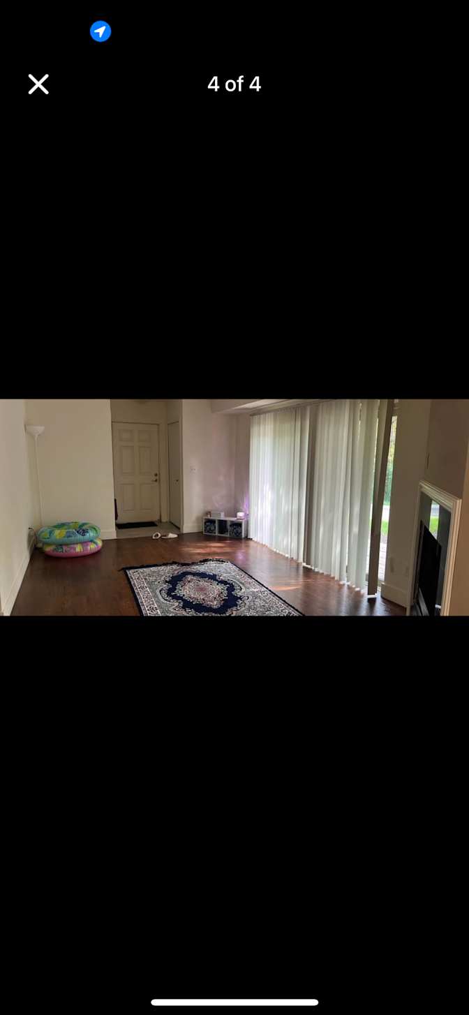 Madhura GUJAR's room