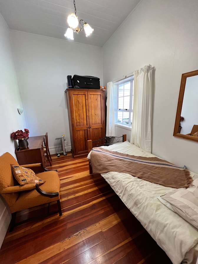 Elmer's room
