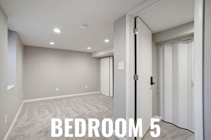 HomeCrew's room