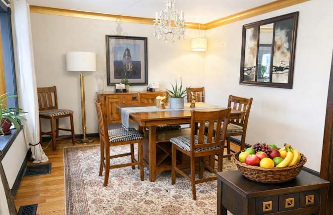 Nancy Warren's room