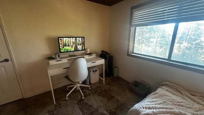 Nichoel's room