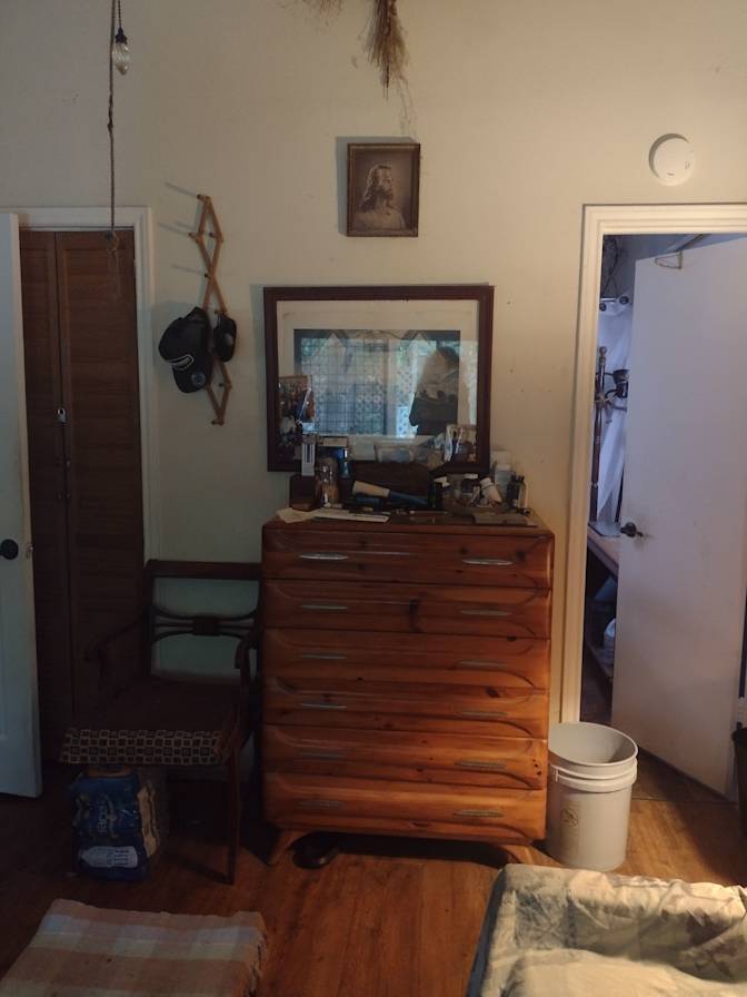 Fina Ross's room