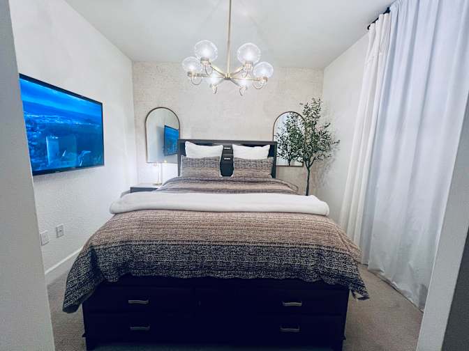 LB's room