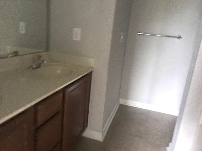 Alcove Rooms's room