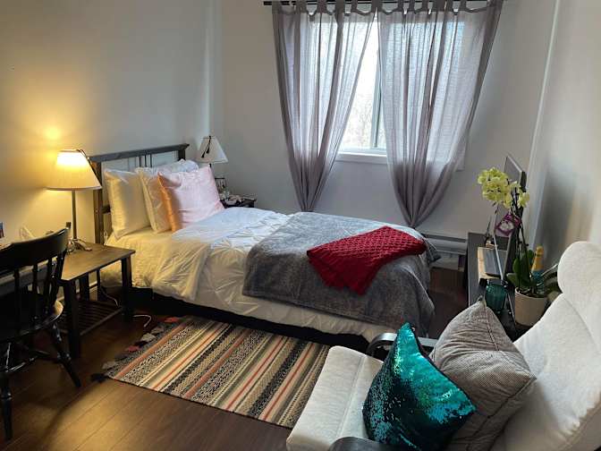 Jennifer castillo's room