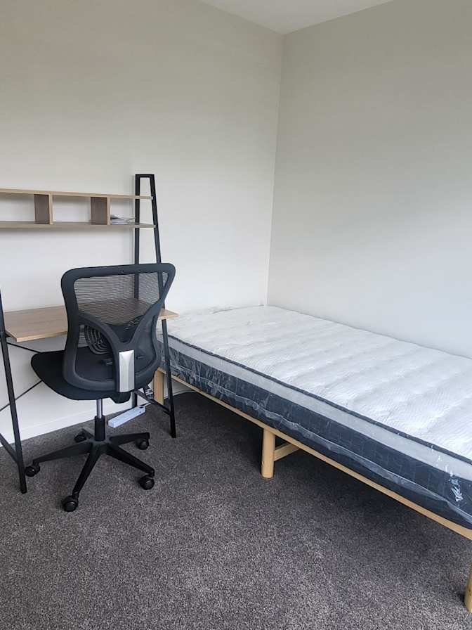 Sara's room