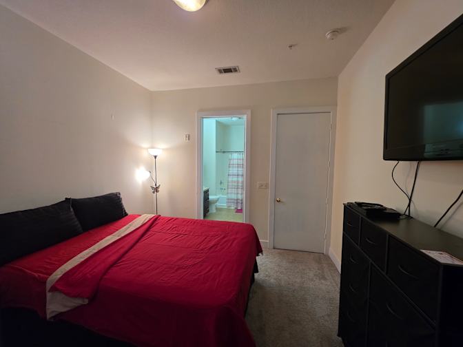 CL&C Property Management and Consulting's room