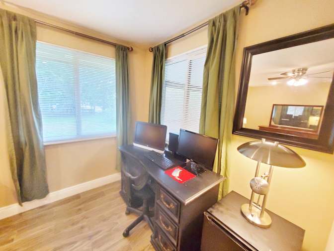 Jason Bryan, Realtor's room