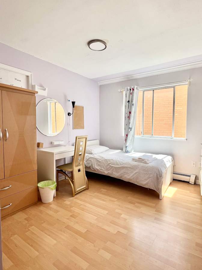See's room