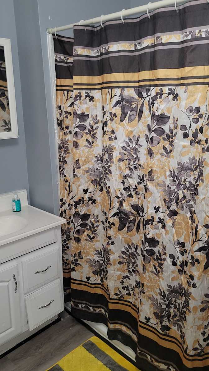 Destiny's Transitional Housing's room