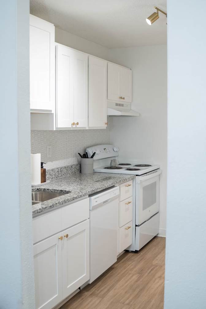 Alcove Rooms's room