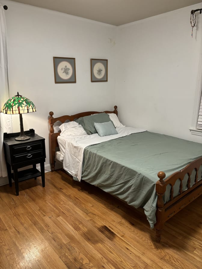 Pat's room