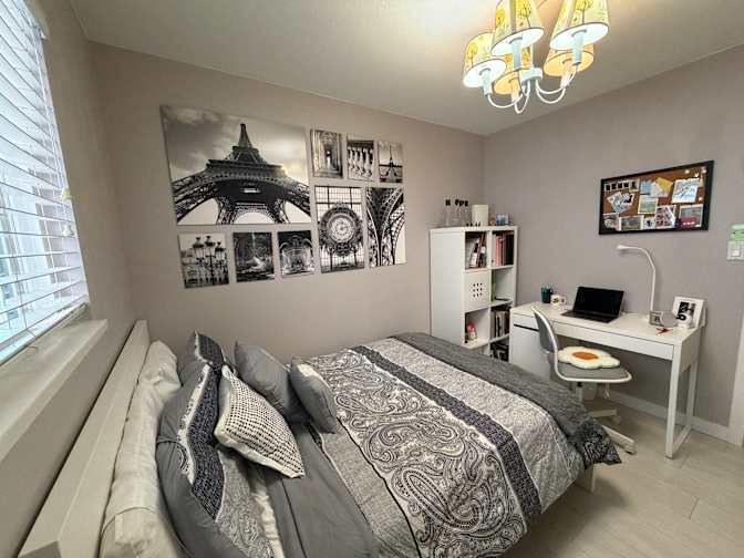 Diana's room