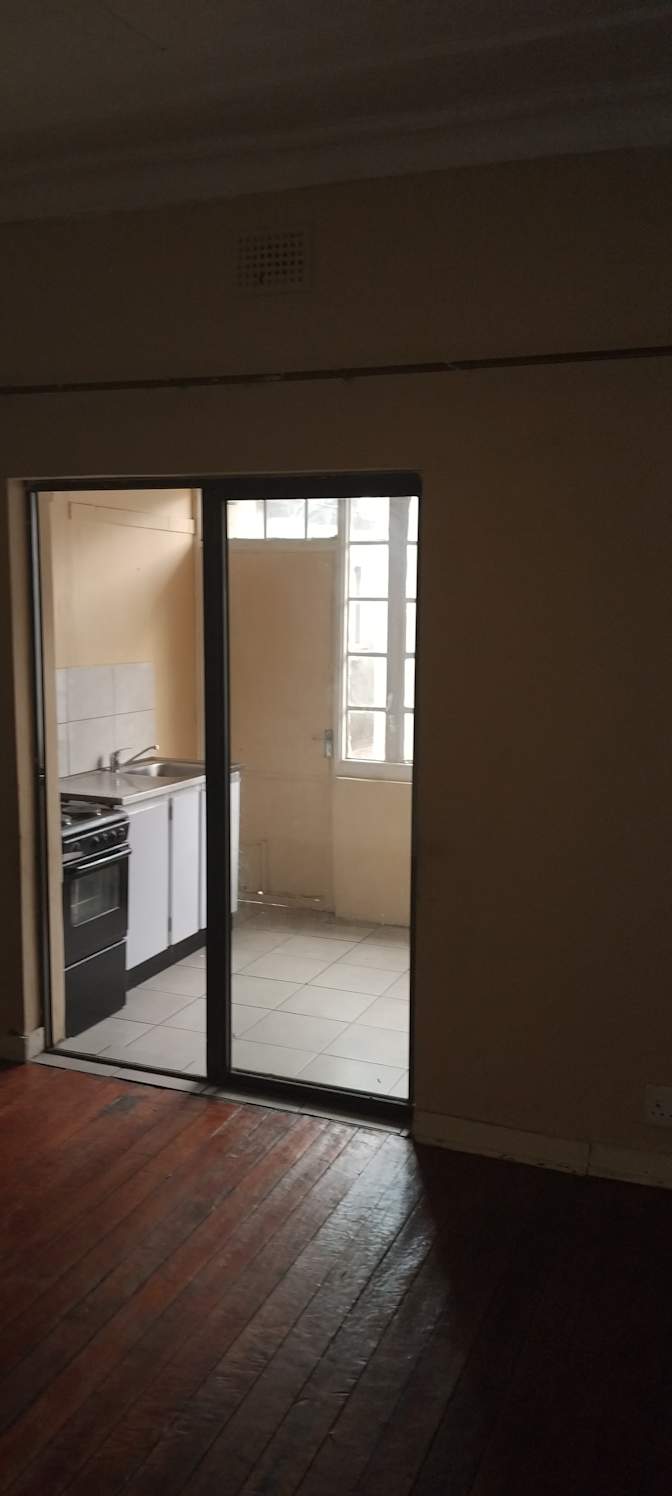 Oyena Dukwana's room