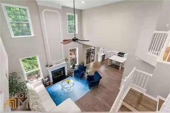 Alcove Rooms's room